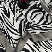 Load image into Gallery viewer, Nora Luxury Zebra Print Bedding Set – Bold Animal Print Duvet Cover Set
