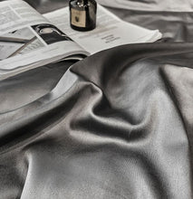 Load image into Gallery viewer, Modern 180 Count 100% Pure Cotton 4 Piece Set in Classic Grey