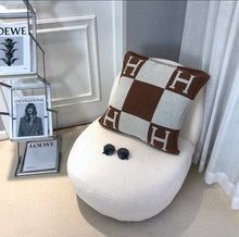 Load image into Gallery viewer, High Quality Wool Cashmere Warm Throw Blanket and Cushion
