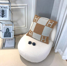 Load image into Gallery viewer, High Quality Wool Cashmere Warm Throw Blanket and Cushion

